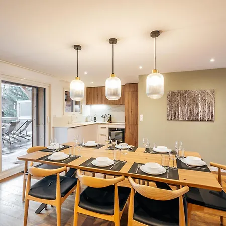 Spacieux T4 De 110m² Avec Terrasses Et Parking, Parfait Pour Vos - Fr-1-546-49 Apartment